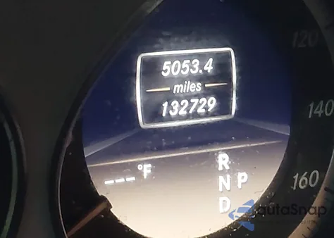 2012 Mercedes-Benz E 350 из США, поврежденный, VIN WDDHF5KB5CA646698